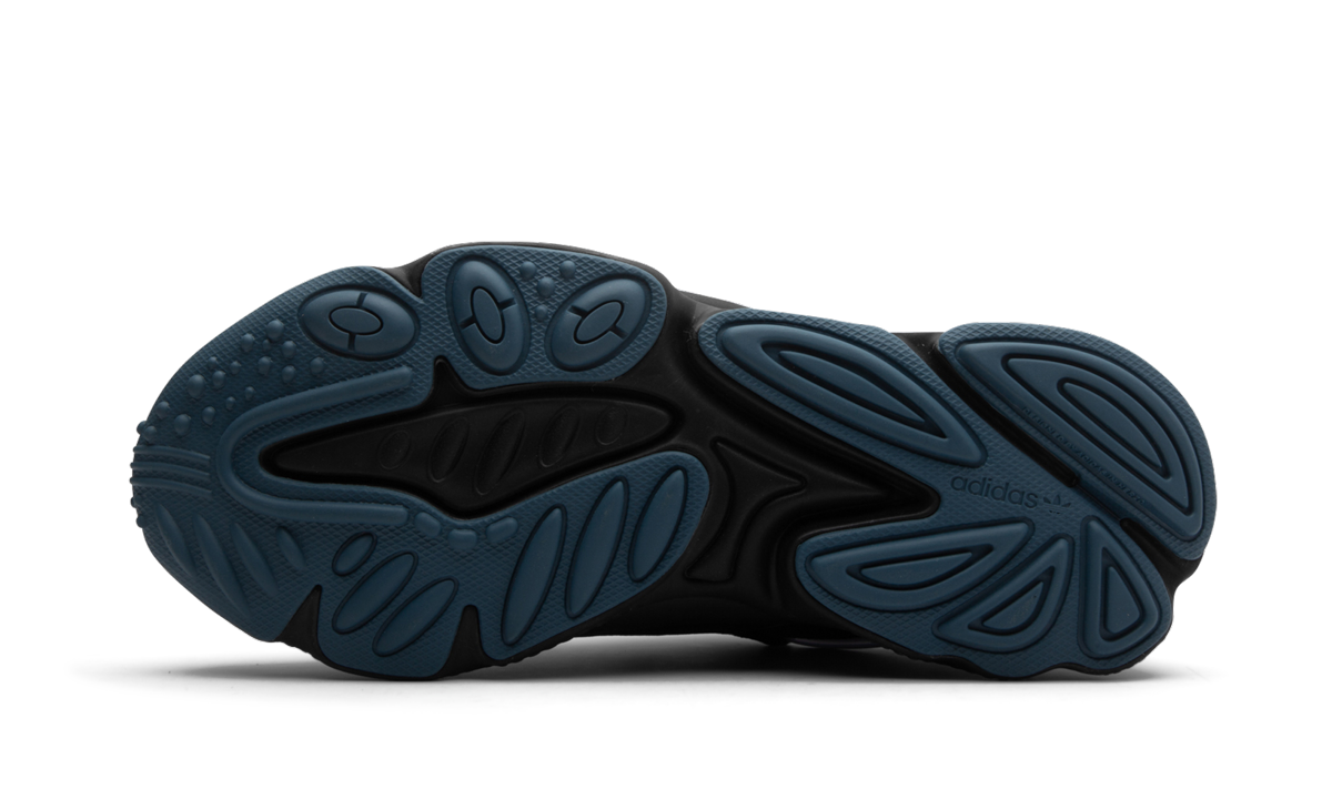 Ozweego Pusha COD "Pusha T - Call of Duty" FW3028
