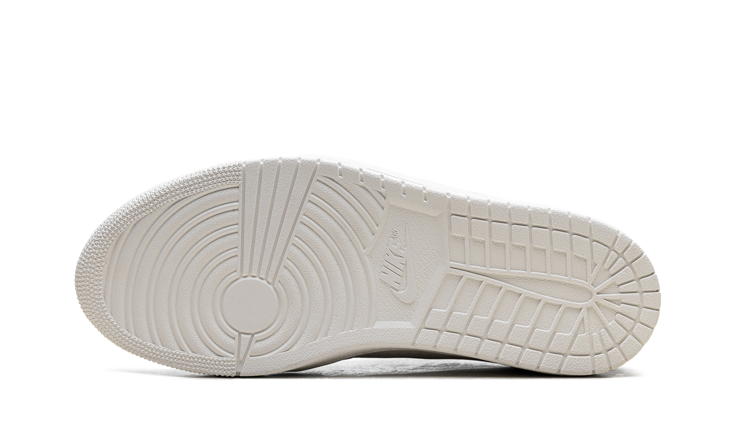 Air Jordan 1 Retro Low WMNS "ATMOSPHERE GREY" AV3918-005