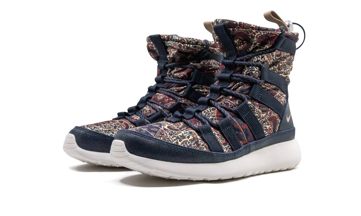 Roshe Run Hi Sneakerboot QS WMNS "Liberty of London Armory Navy" 633519 402