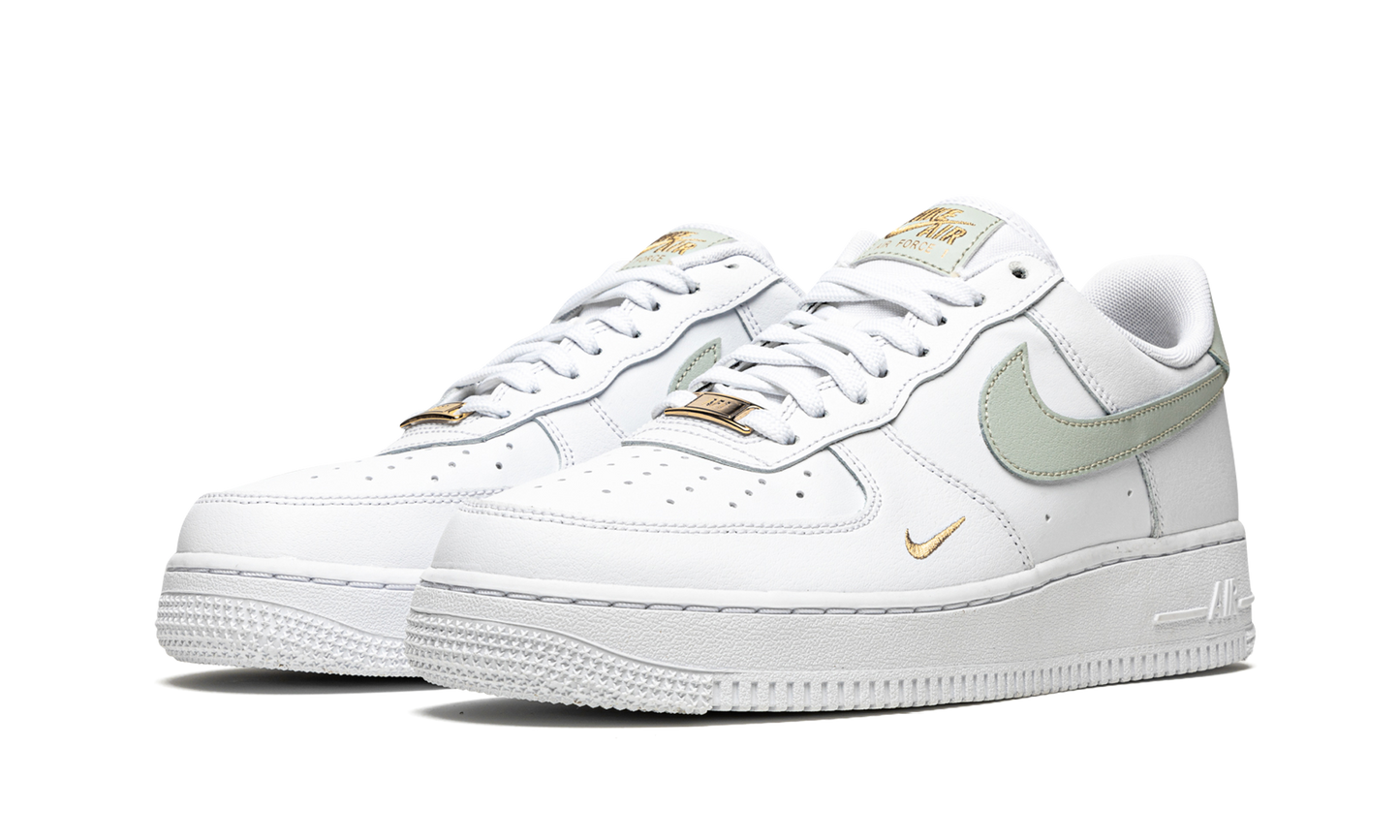 AIR FORCE 1 LO MNS WMNS "White / Grey / Gold"
