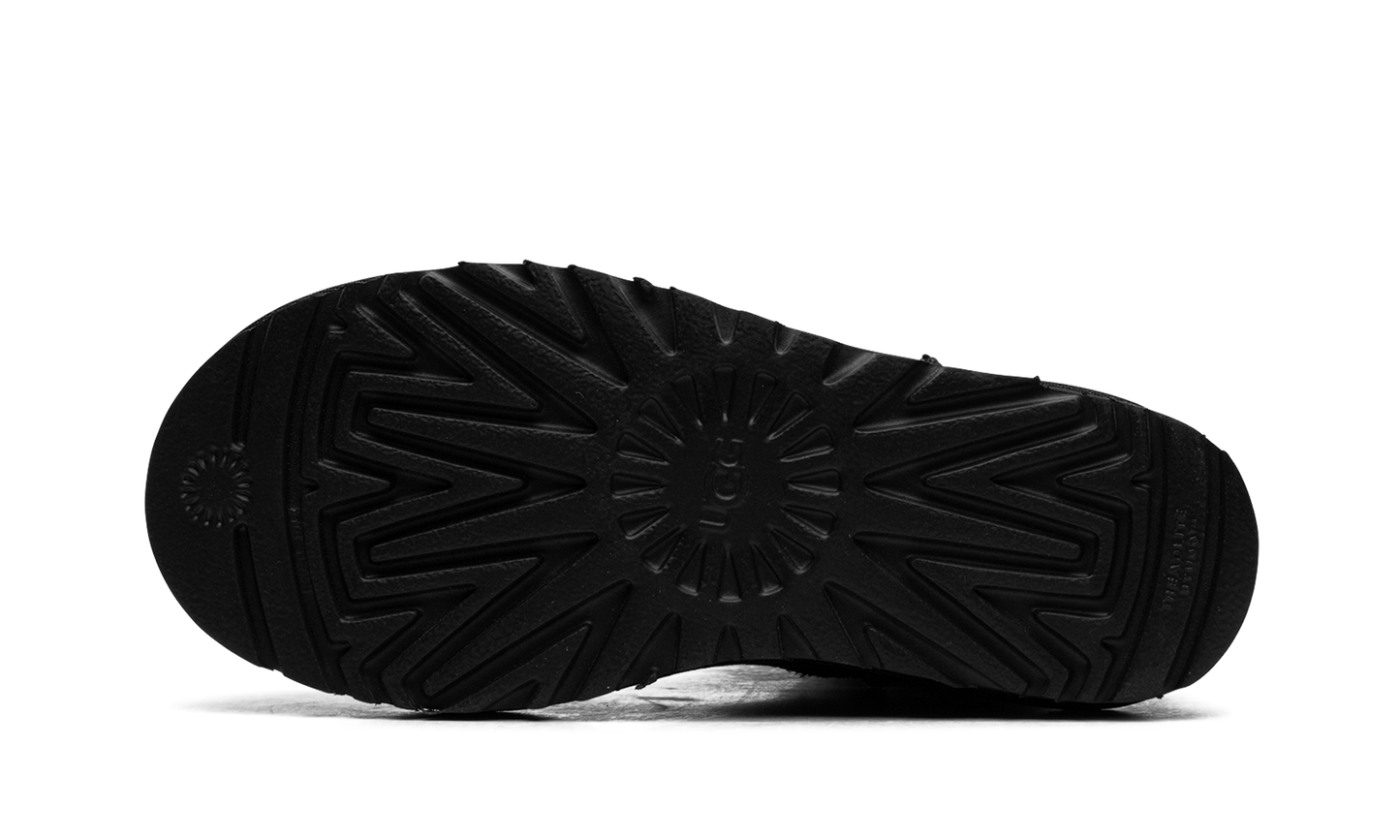 CLASSIC MINI 2 WMNS "Black" 1016222 BLK