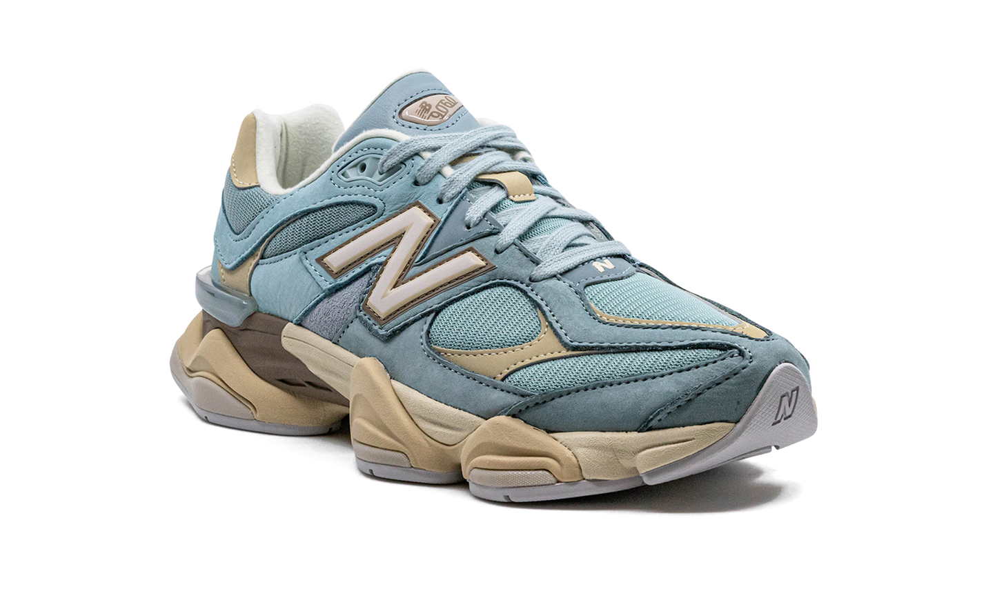 9060 "Blue Haze" U9060FNB