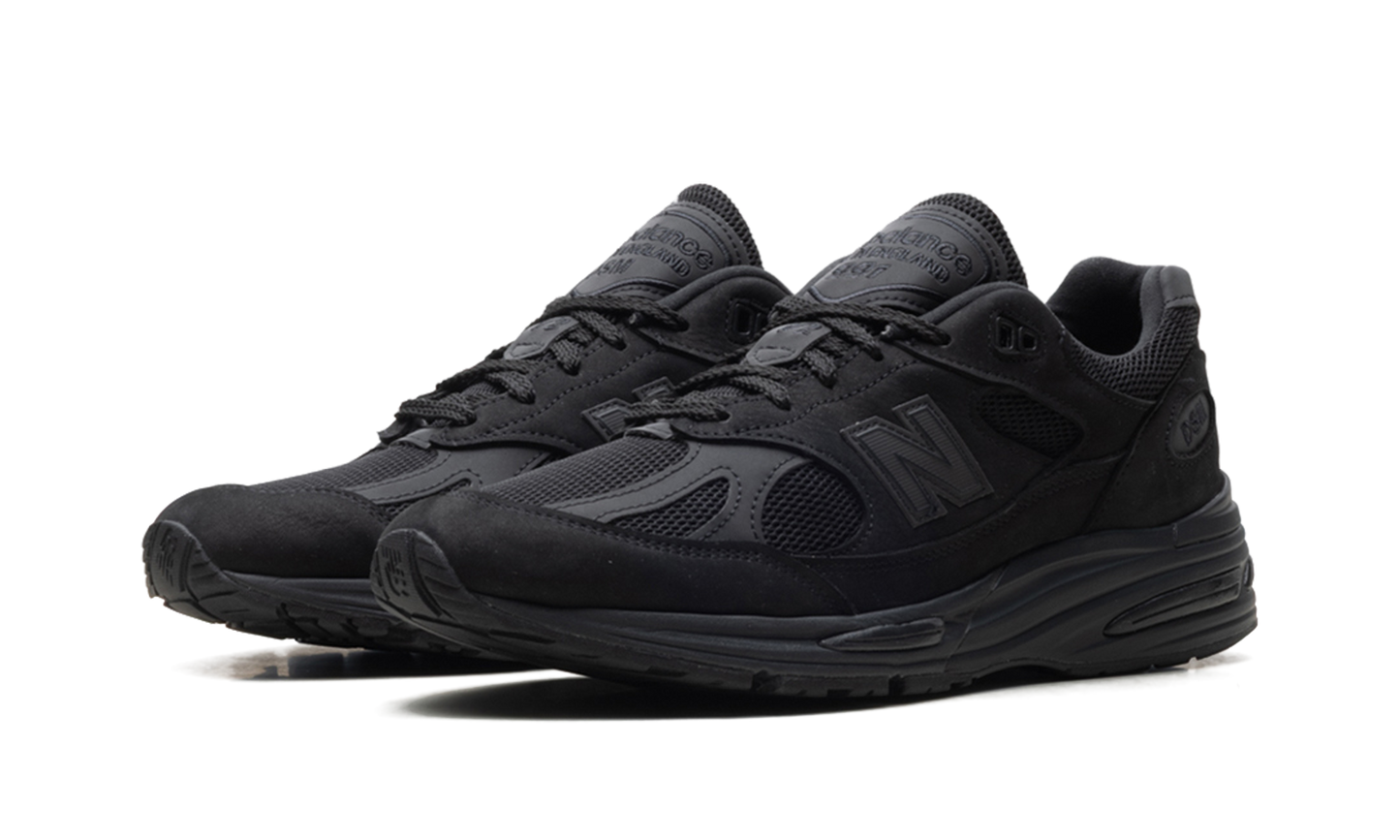 991v2 "Dover Street Market - Triple Black" U991DS2