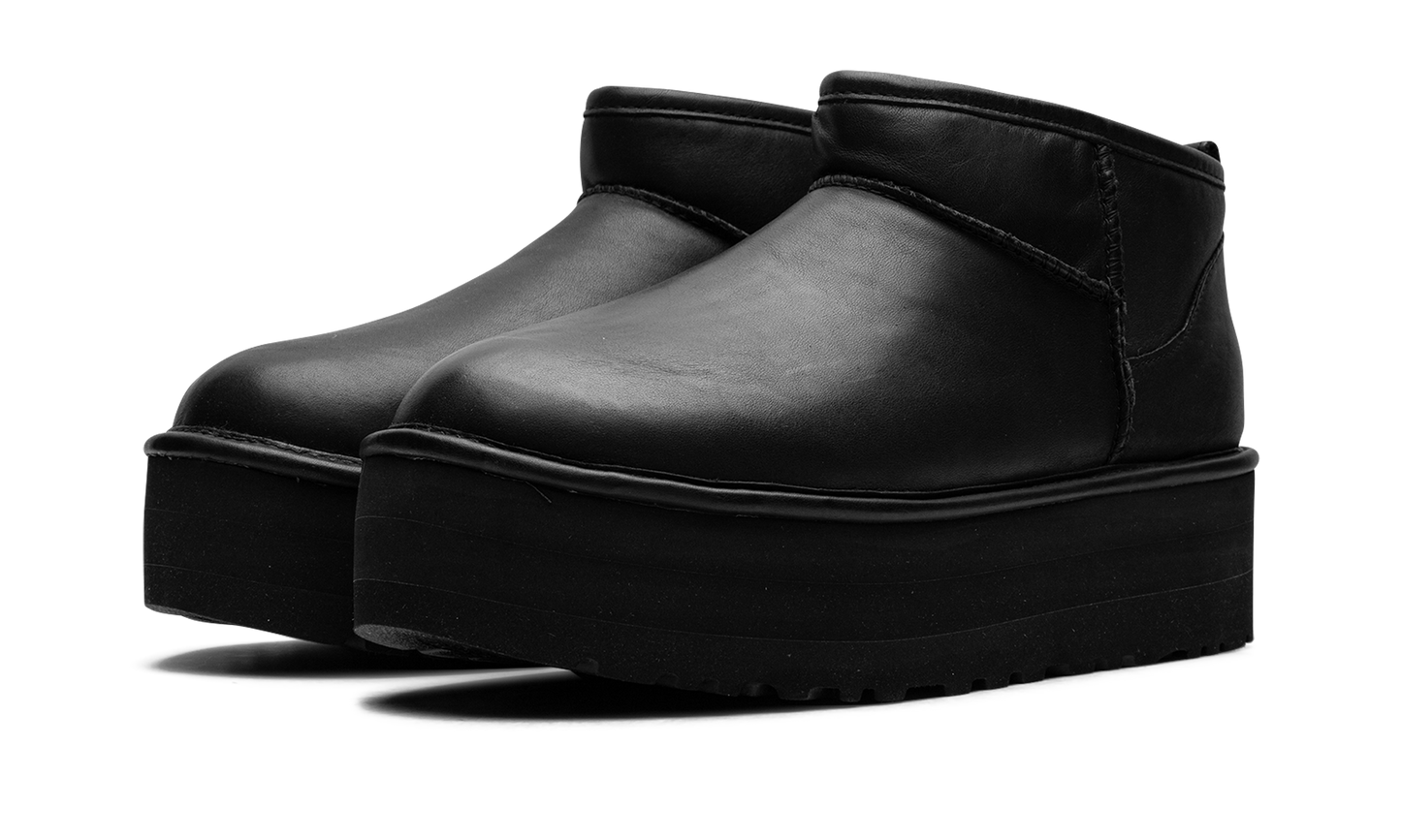 Classic Ultra Mini Platform Boot WMNS "Black Leather" 1141510 BLLE