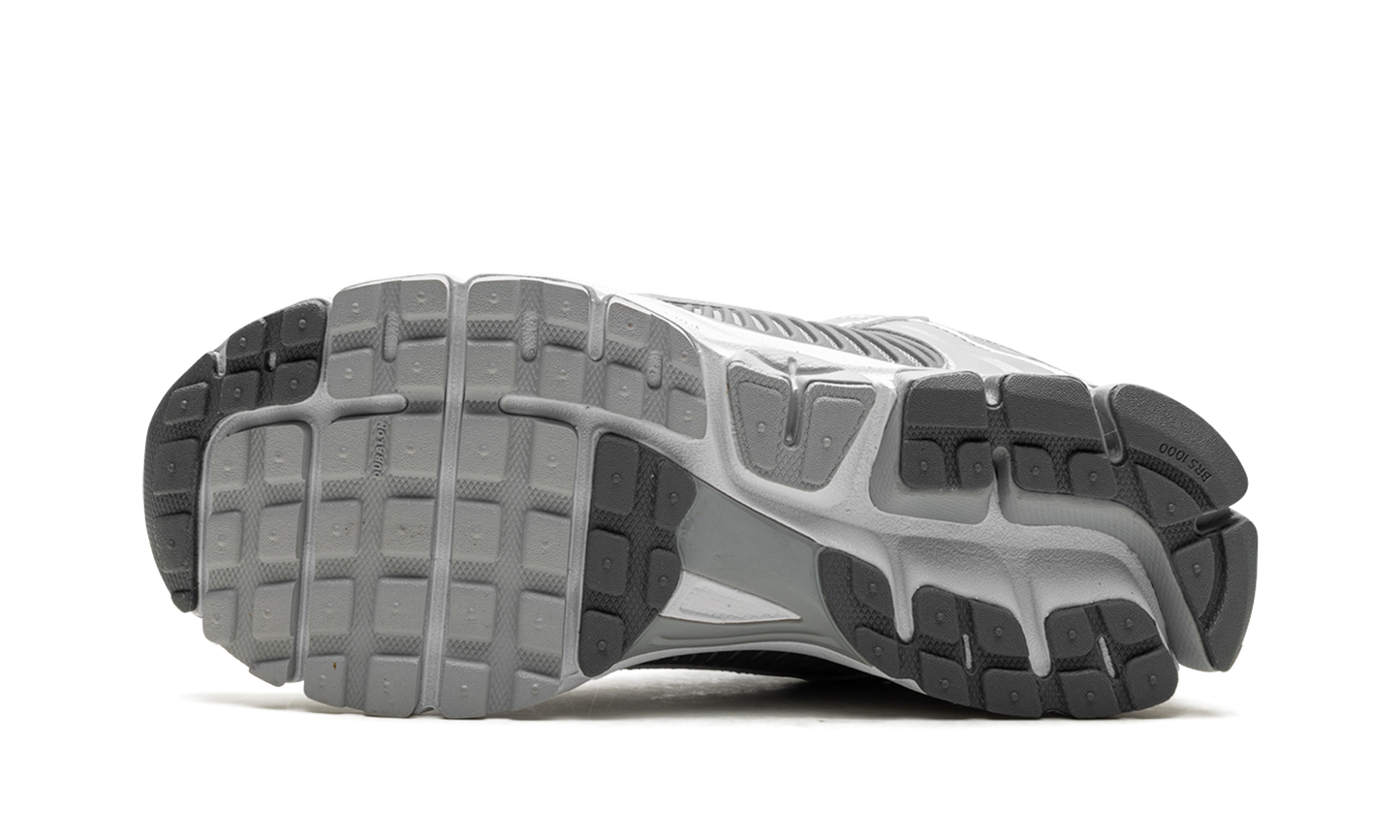 Zoom Vomero 5 "Cool Grey" FJ4151 003