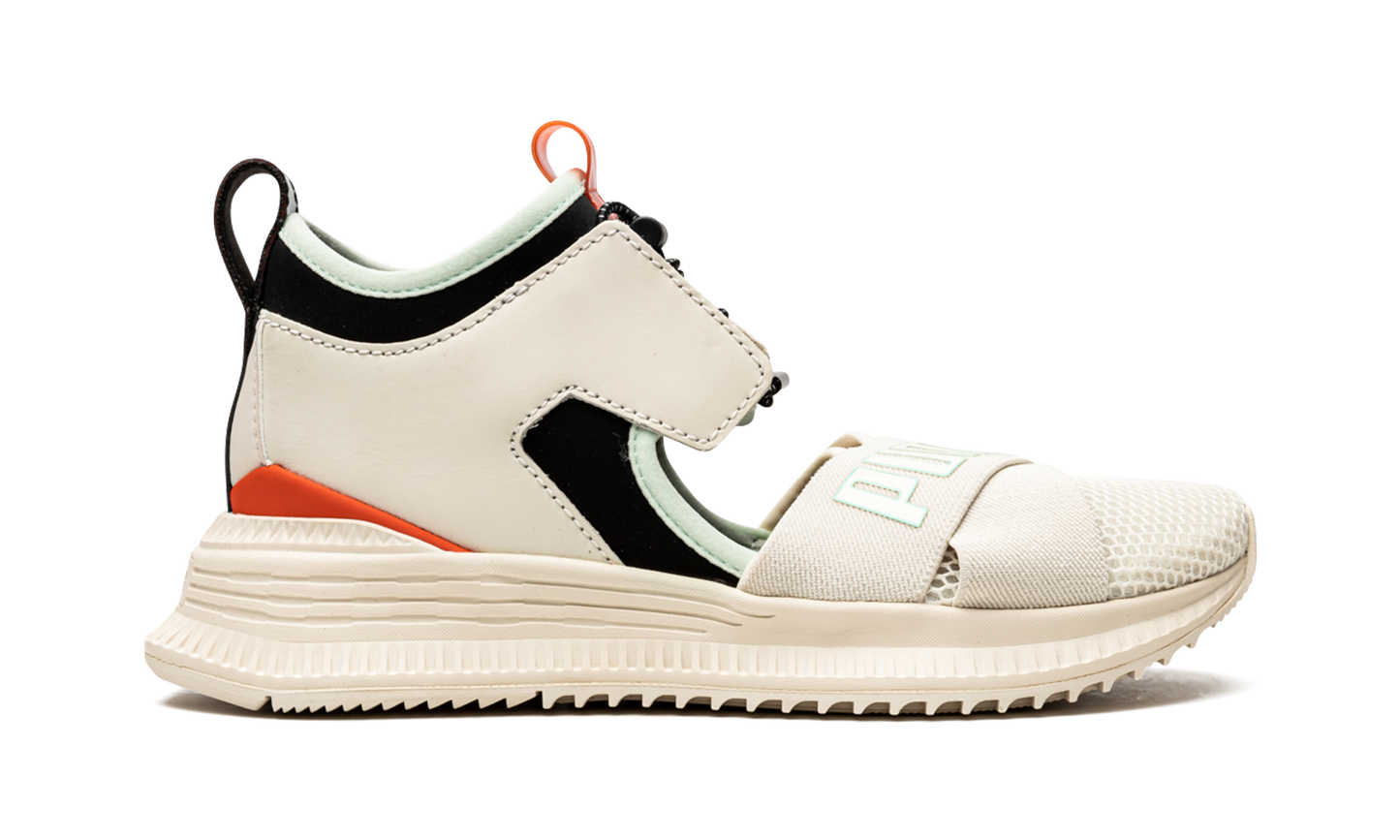 AVID WMNS "Fenty" 367683 04